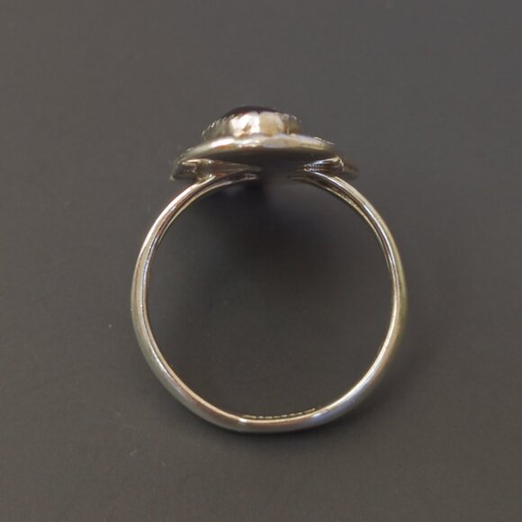 Sterling Long Onyx Navette Ring with Leaf & Scroll — Size 6.5–6.75 - Picture 7 of 8